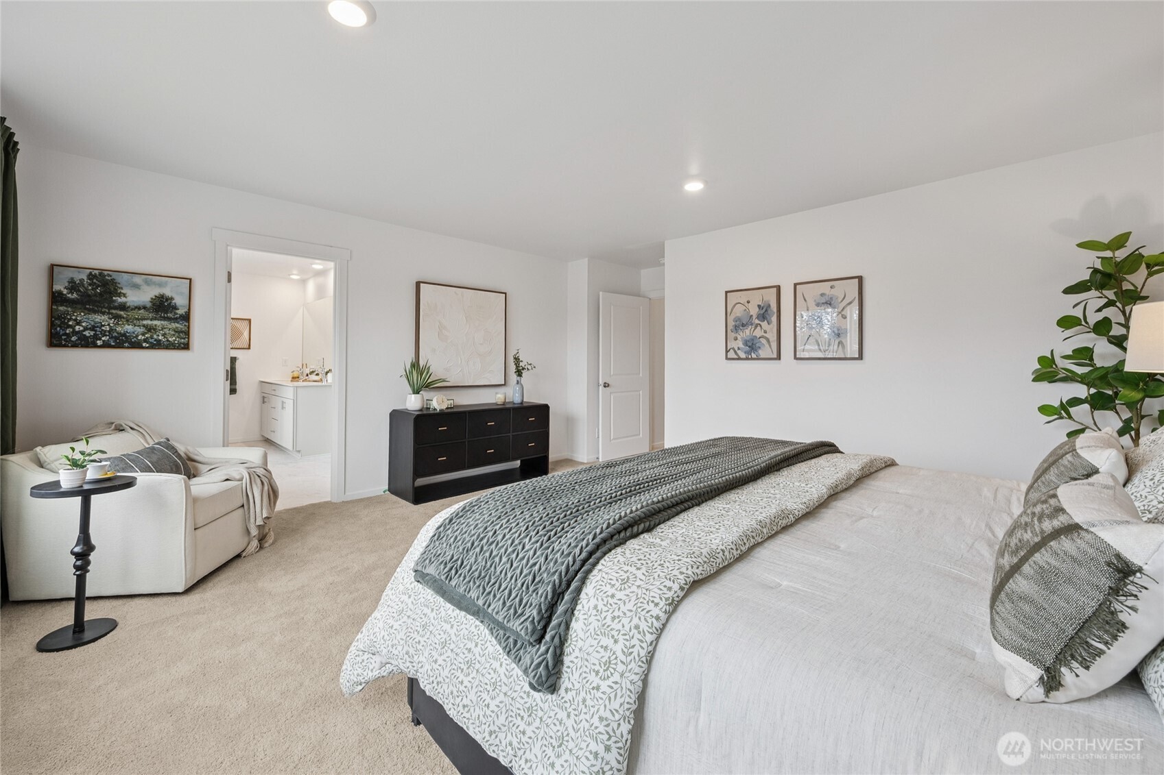 12806 8th Avenue E #2, Tacoma, WA 98445