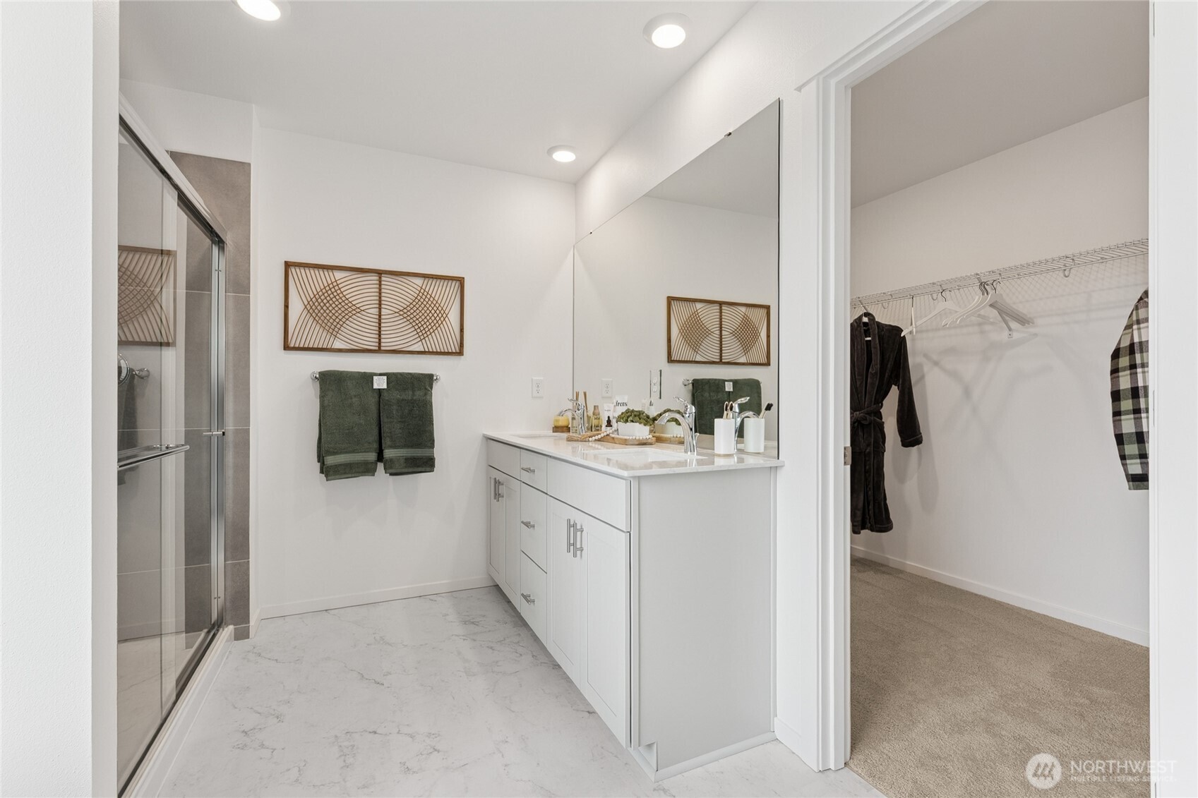 12806 8th Avenue E #2, Tacoma, WA 98445