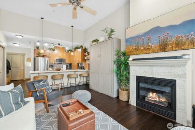 1840 25th Avenue NE #411, Issaquah, WA 98029 - Photo 2