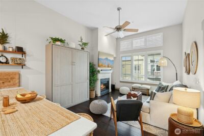 1840 25th Avenue NE #411, Issaquah, WA 98029 - Photo 3