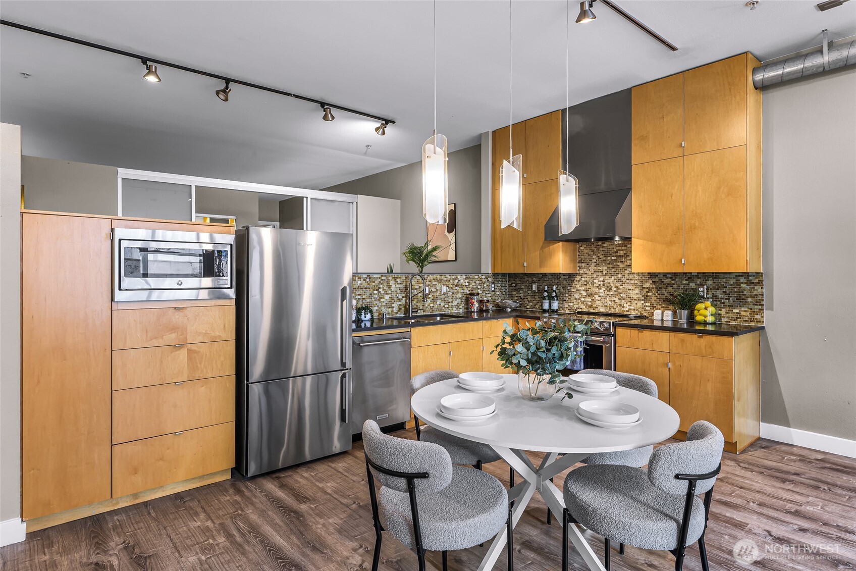 2015 Terry Avenue #417, Seattle, WA 98121