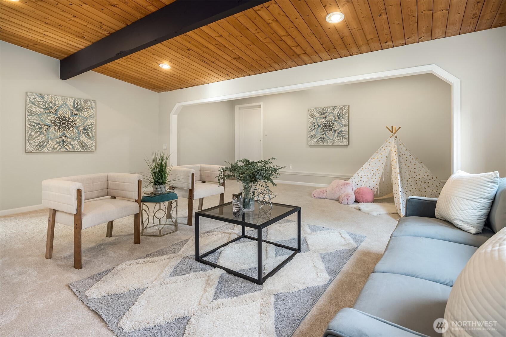 22709 SE 16th Street , Sammamish, WA 98075