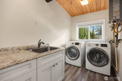 22709 SE 16th Street , Sammamish, WA 98075 - Photo 24