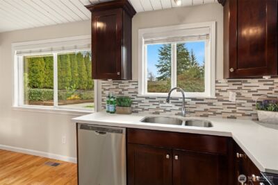 22709 SE 16th Street , Sammamish, WA 98075 - Photo 7