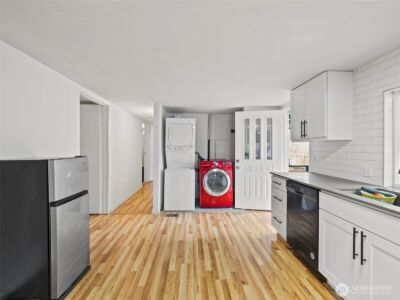 11040 14th Avenue SW, Seattle, WA 98146 - Photo 18