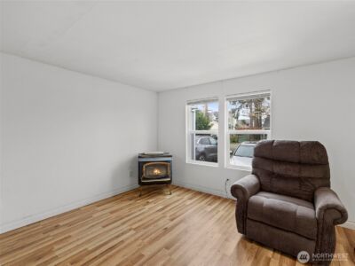11040 14th Avenue SW, Seattle, WA 98146 - Photo 9