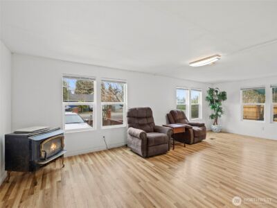 11040 14th Avenue SW, Seattle, WA 98146 - Photo 10