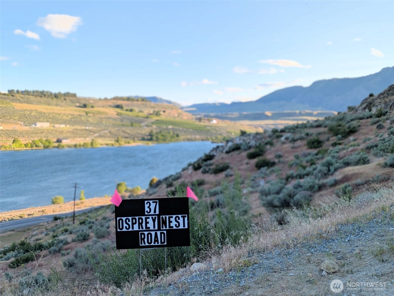 37 Osprey Nest Road , Pateros, WA 98846