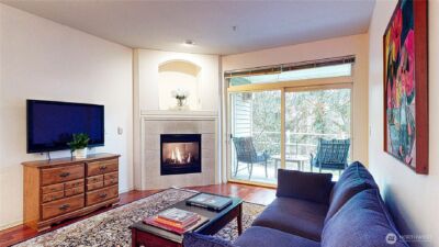 12712 Admiralty Way #E-103, Everett, WA 98204-8020 - Photo 3