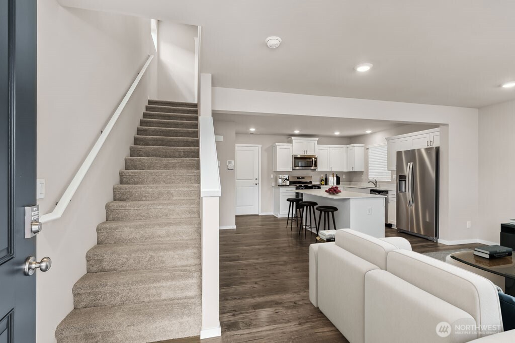 3929 Hyde Loop NE #130, Olympia, WA 98506