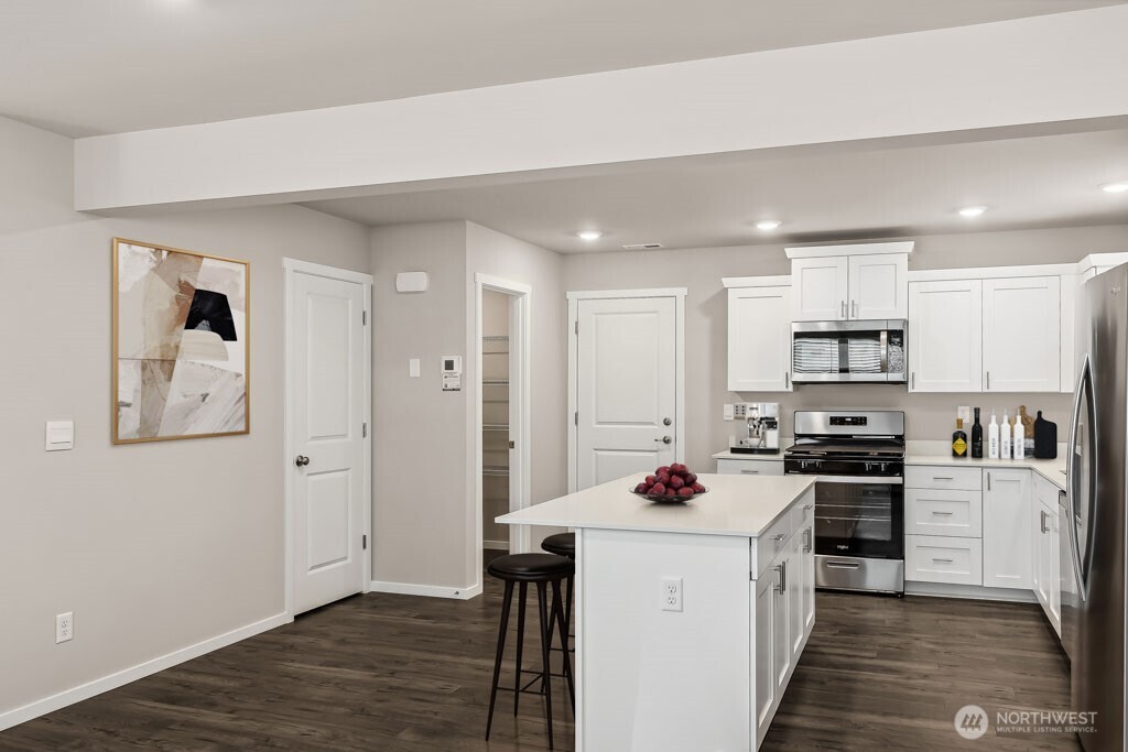 3929 Hyde Loop NE #130, Olympia, WA 98506