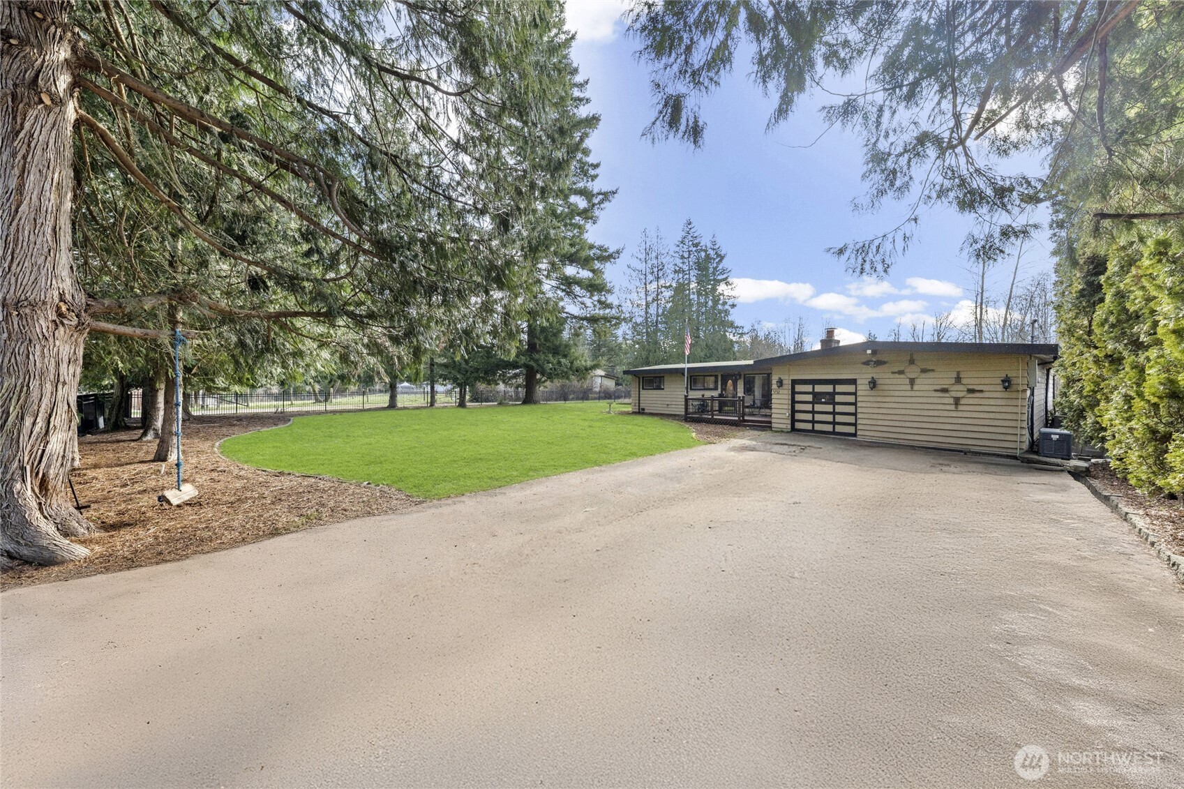 24661 SE 224th Street , Maple Valley, WA 98038
