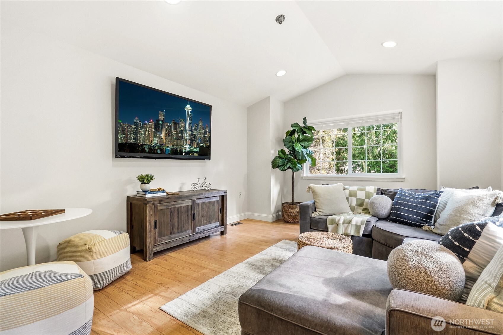 6211 247th Avenue NE, Redmond, WA 98053