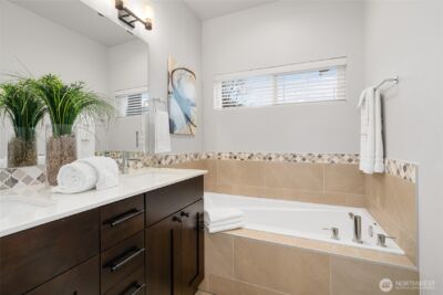 992 Sunrise Place SW #N1, Issaquah, WA 98027 - Photo 25