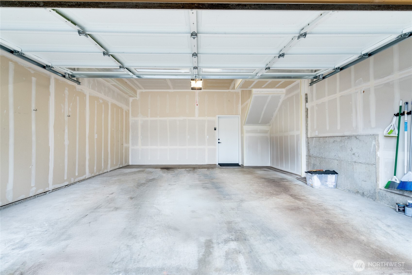 992 Sunrise Place SW #N1, Issaquah, WA 98027