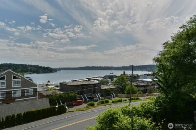 6322 NE 181st Street , Kenmore, WA 98028 - Photo 2