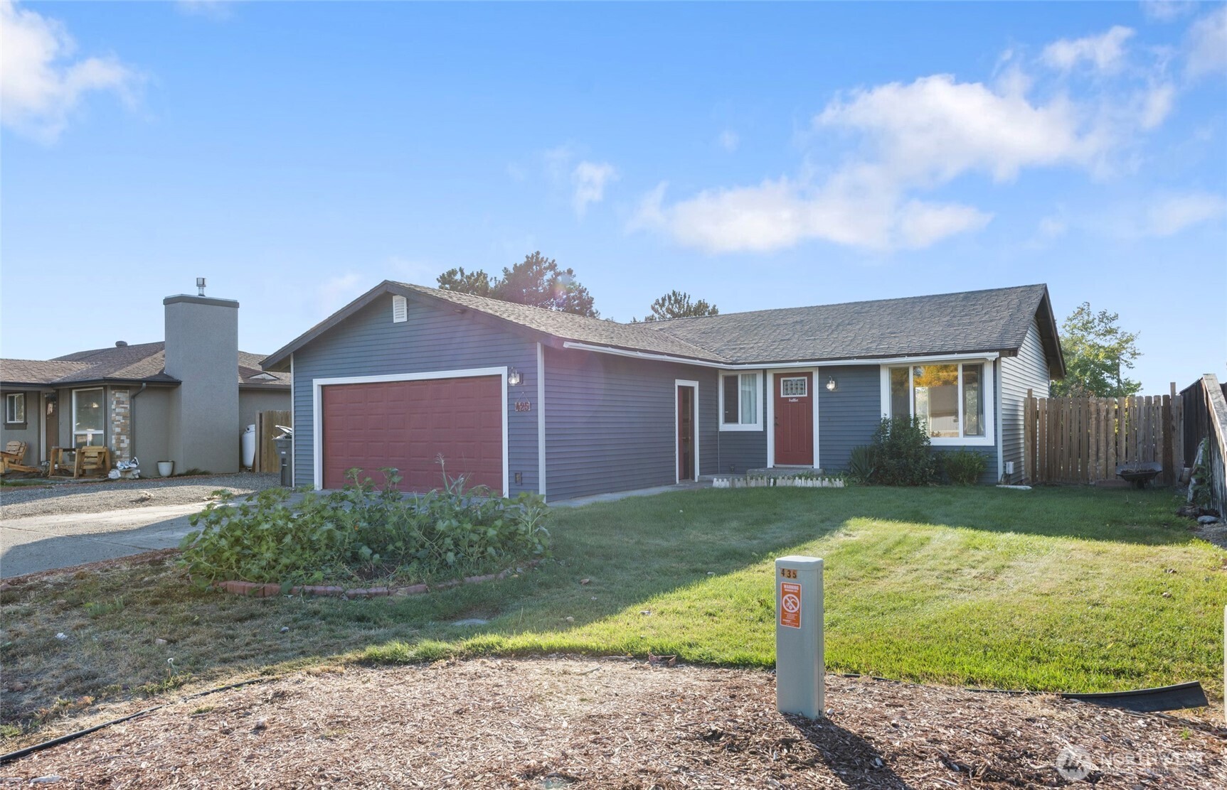 425 N Desdemona Avenue , Othello, WA 99344
