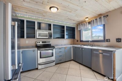 425 N Desdemona Avenue , Othello, WA 99344 - Photo 12