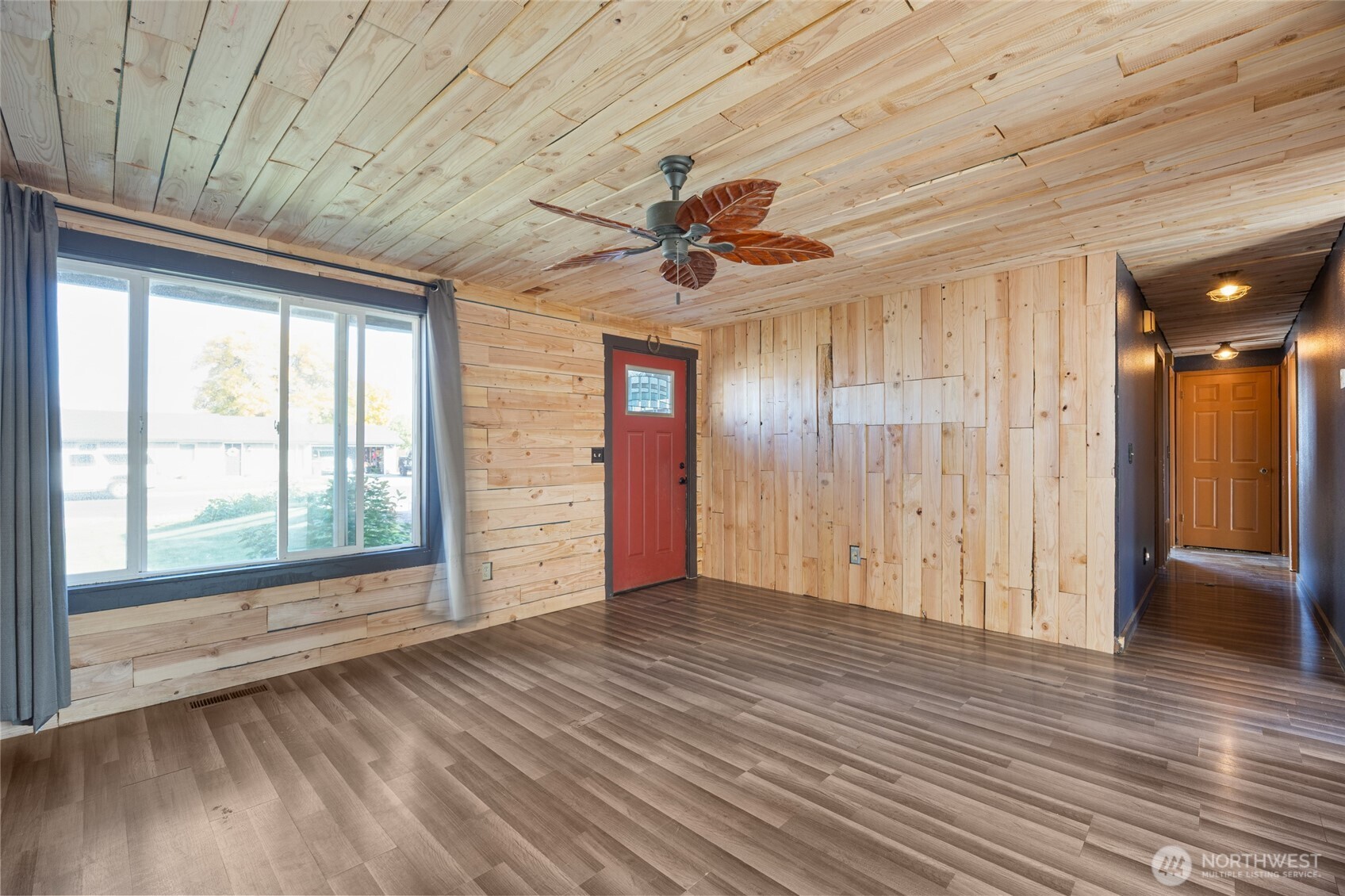 425 N Desdemona Avenue , Othello, WA 99344