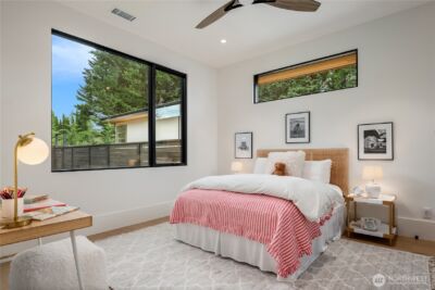 1032 89th Avenue NE, Bellevue, WA 98004 - Photo 18