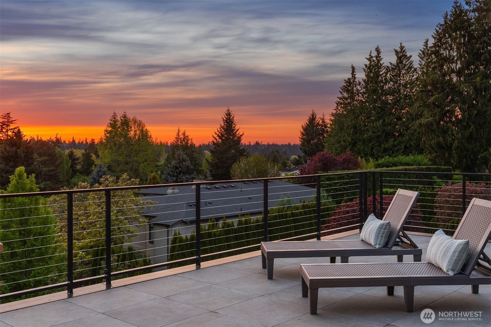 1032 89th Avenue NE, Bellevue, WA 98004