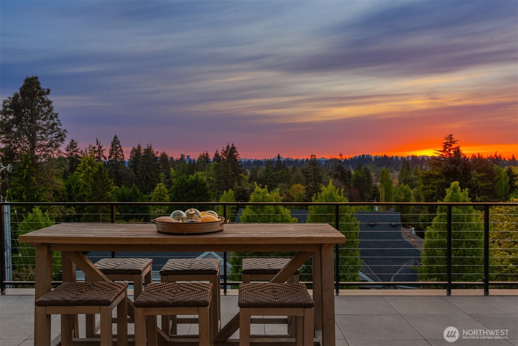 1032 89th Avenue NE, Bellevue, WA 98004