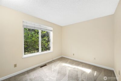 15604 SE 42nd Place , Bellevue, WA 98006 - Photo 16