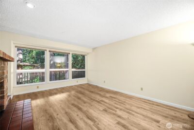 15604 SE 42nd Place , Bellevue, WA 98006 - Photo 10