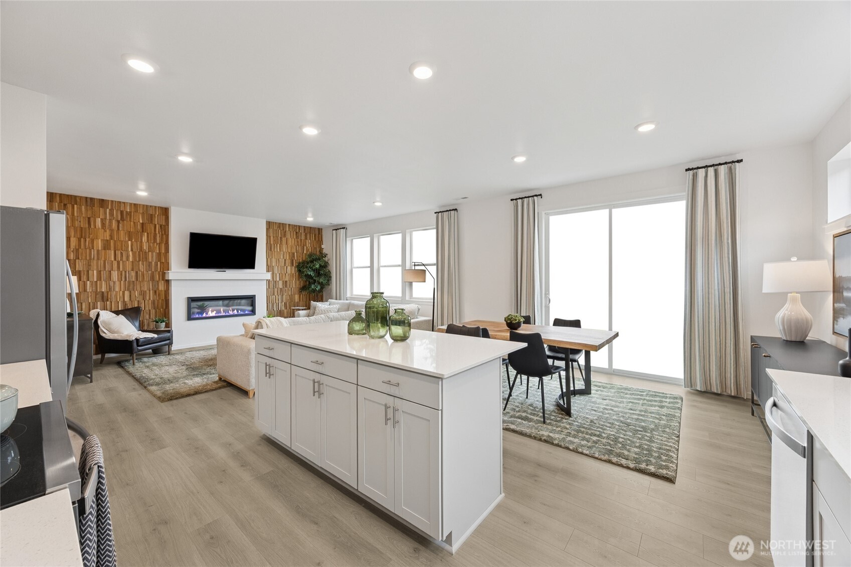 12819 8th Avenue E #21, Tacoma, WA 98445