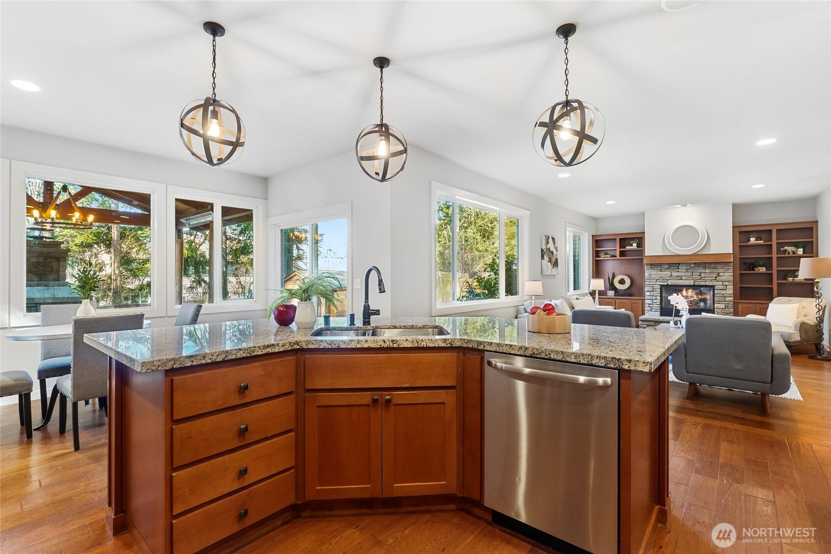 1795 Tannerwood Way SE, North Bend, WA 98045