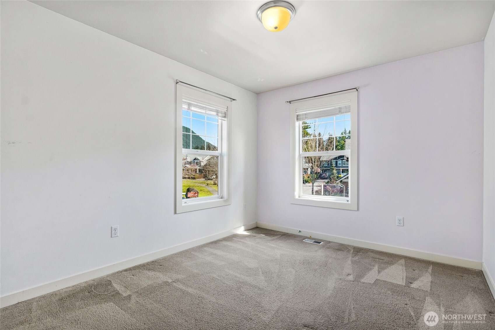 1795 Tannerwood Way SE, North Bend, WA 98045