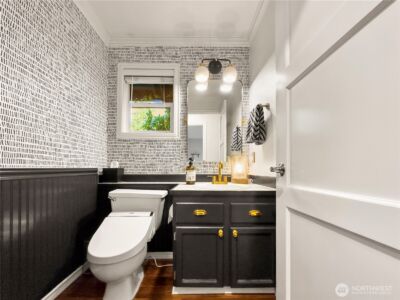 4017 239th Place SE, Sammamish, WA 98029 - Photo 20