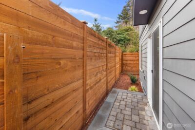 806 C S Rose Street , Seattle, WA 98108 - Photo 20