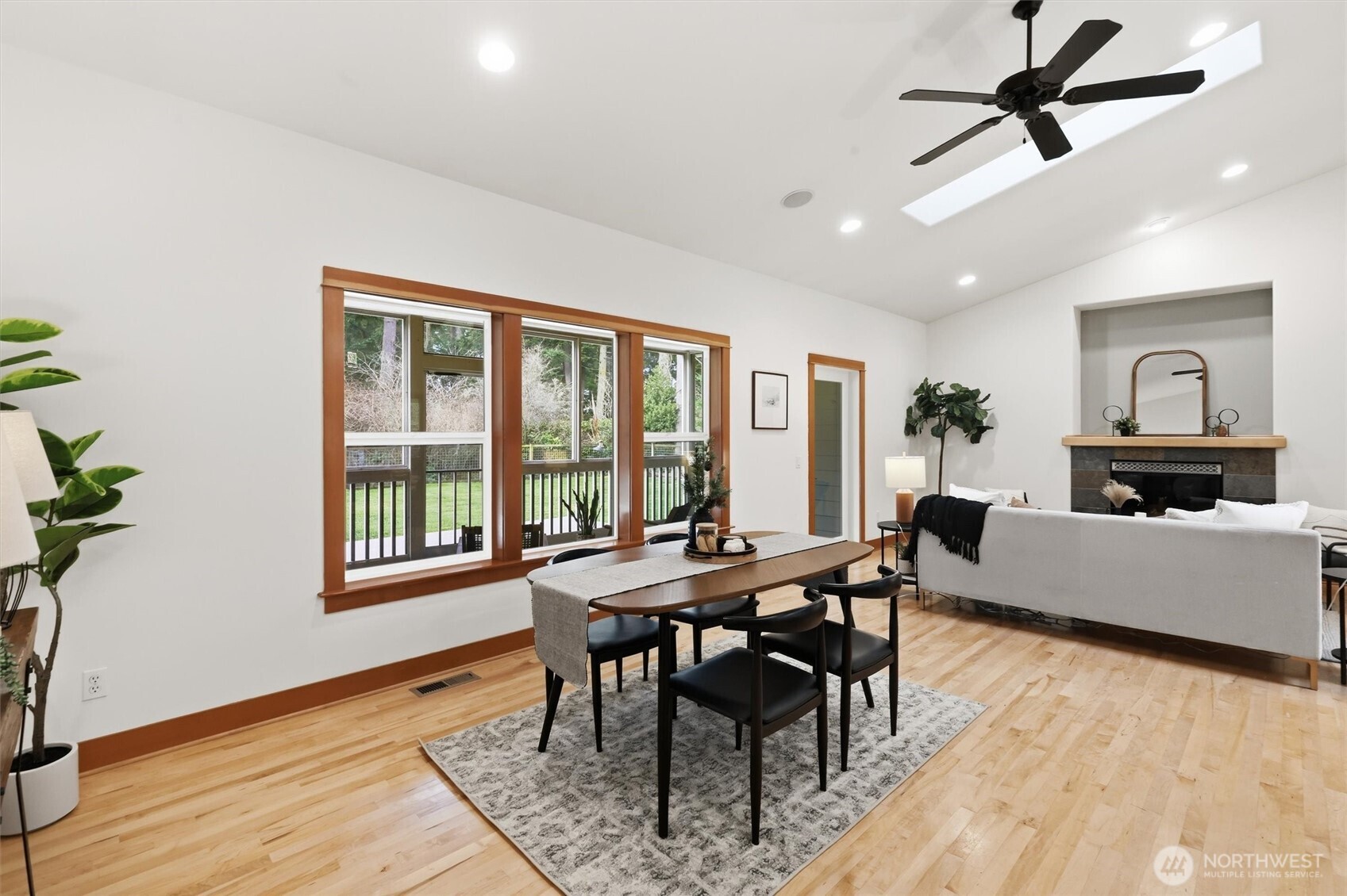 2110 NE Parker Road , Coupeville, WA 98239