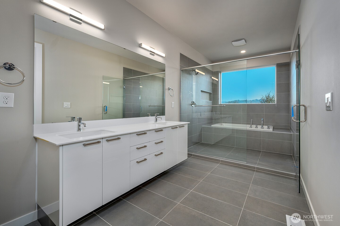 17727 142nd Avenue E #18, Puyallup, WA 98374