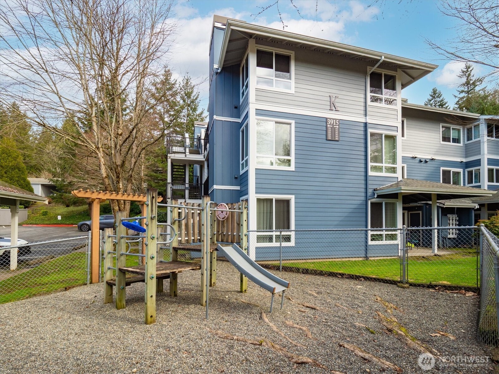 3915 243rd Pl SE #K101, Bothell, WA 98021