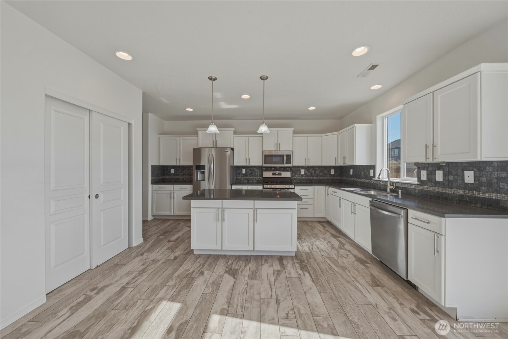 229 Kokanee Drive , Walla Walla, WA 99362