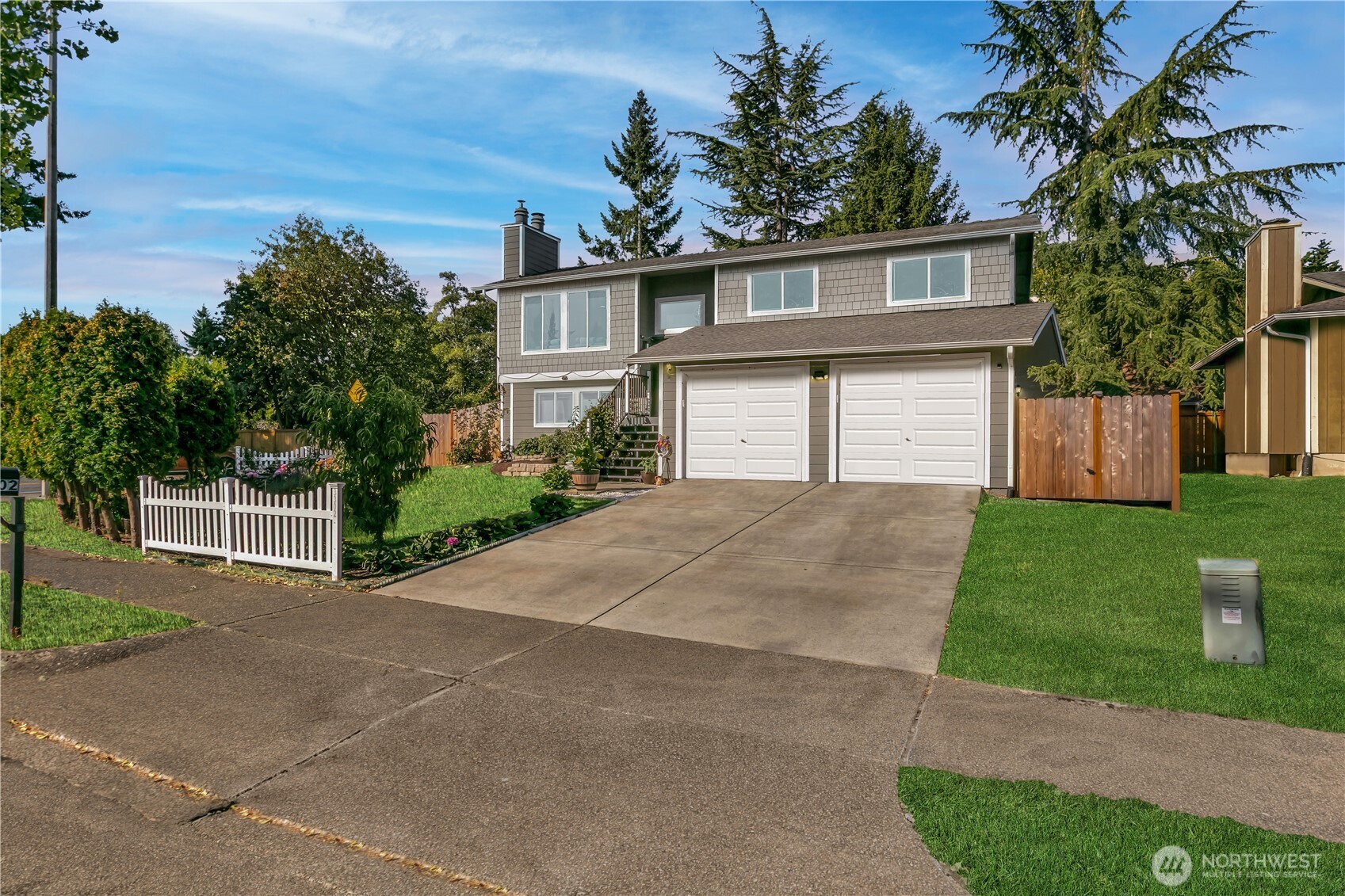 3302 Centennial Way NE, Tacoma, WA 98422-3006