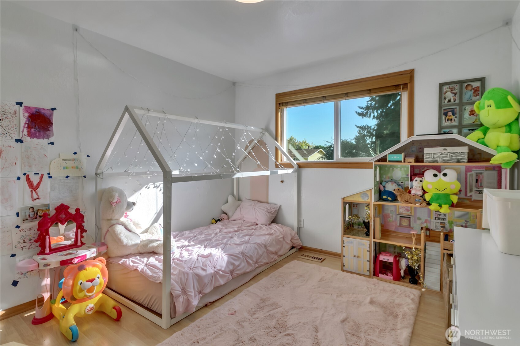 3302 Centennial Way NE, Tacoma, WA 98422-3006