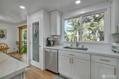 3302 Centennial Way NE, Tacoma, WA 98422-3006 - Photo 6