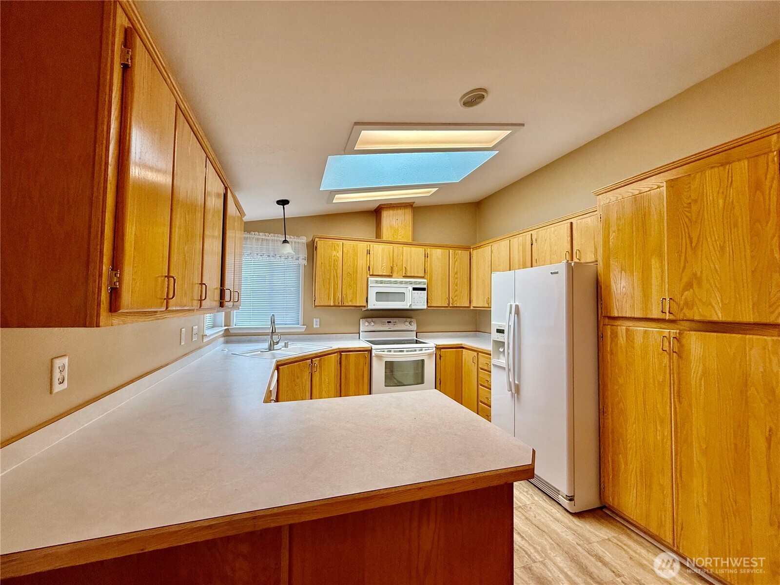 16500 SE 1st Street , Vancouver, WA 98684