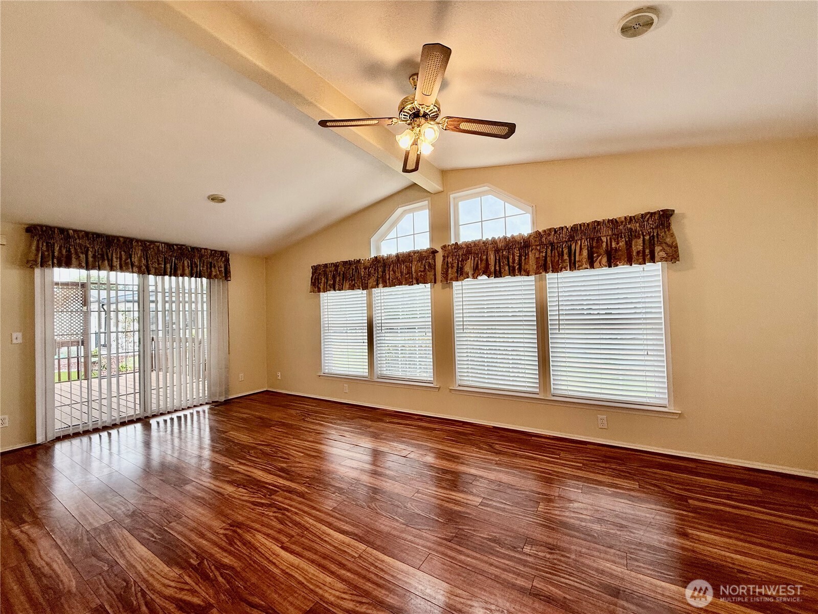 16500 SE 1st Street , Vancouver, WA 98684