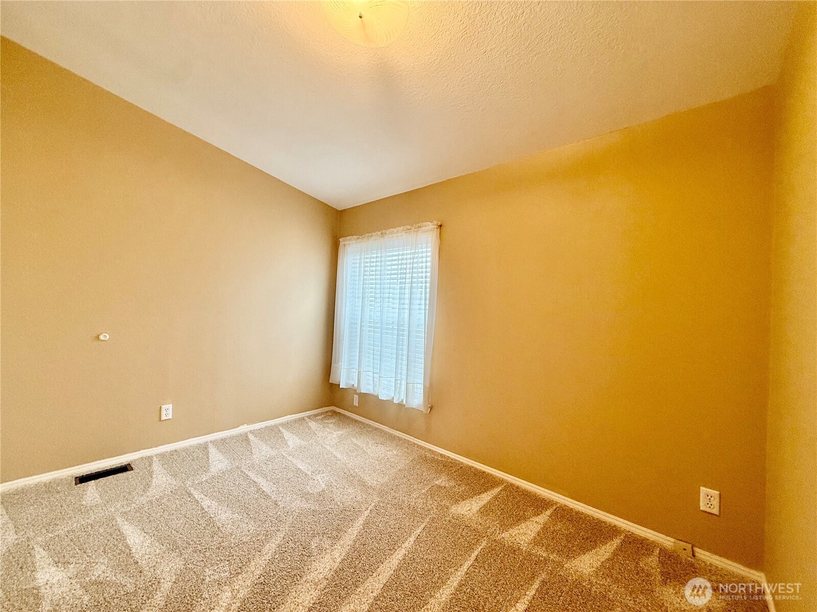 16500 SE 1st Street , Vancouver, WA 98684