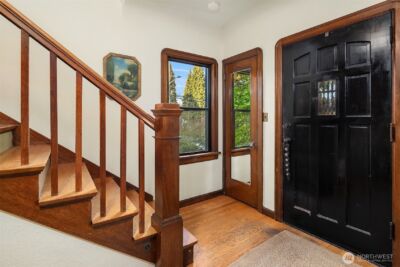 3939 Meridian Avenue N, Seattle, WA 98103 - Photo 15