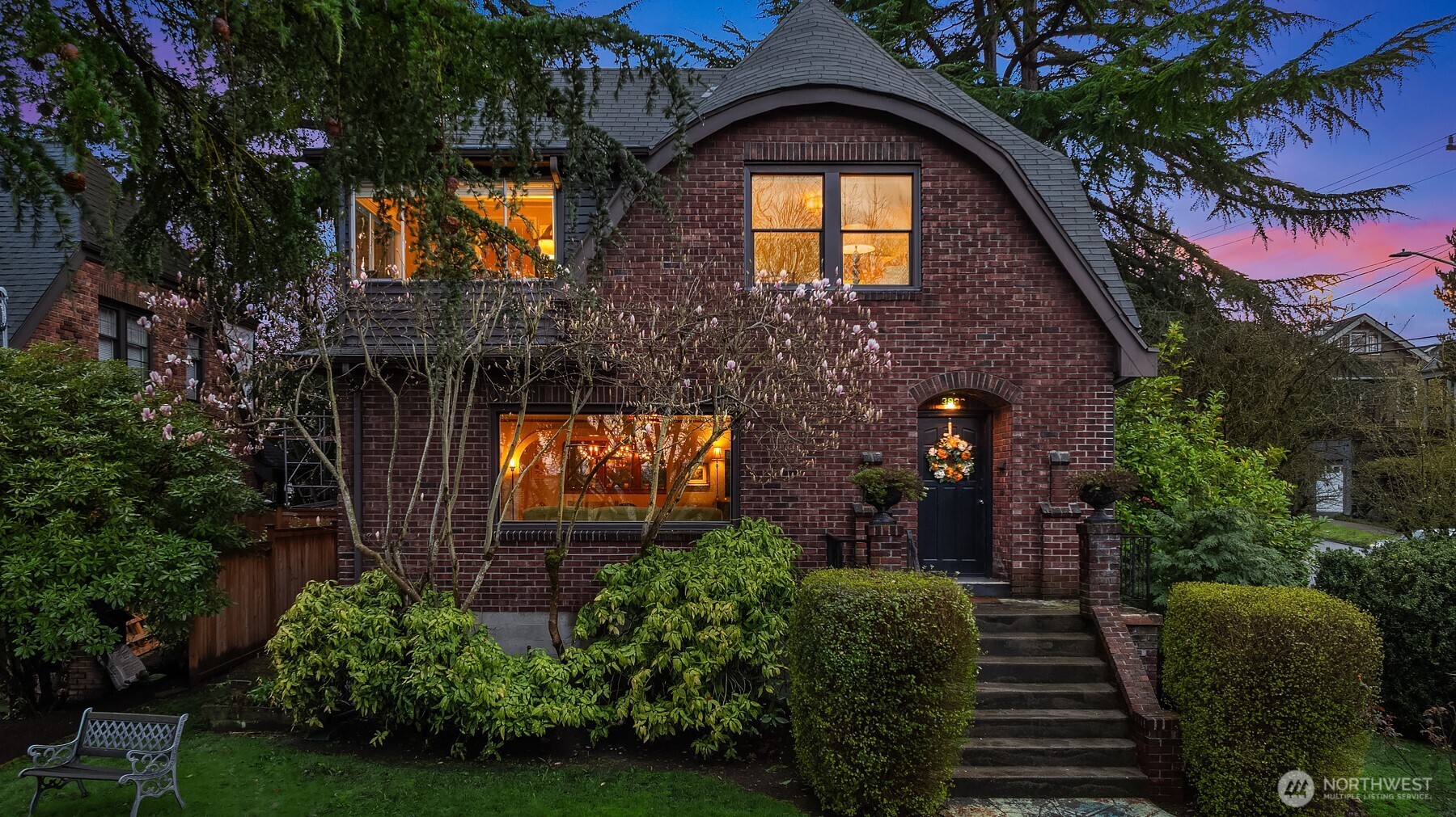 3939 Meridian Avenue N, Seattle, WA 98103