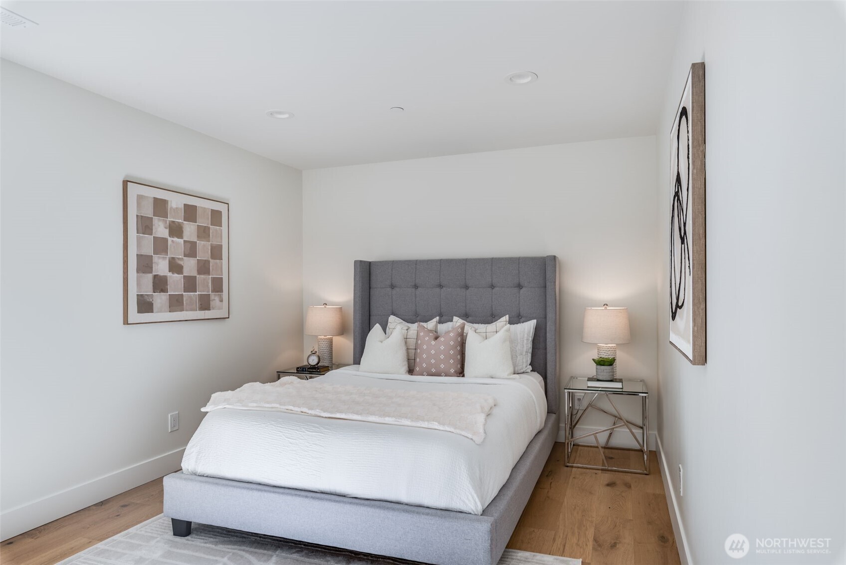 10661 Forbes Creek Drive , Kirkland, WA 98033