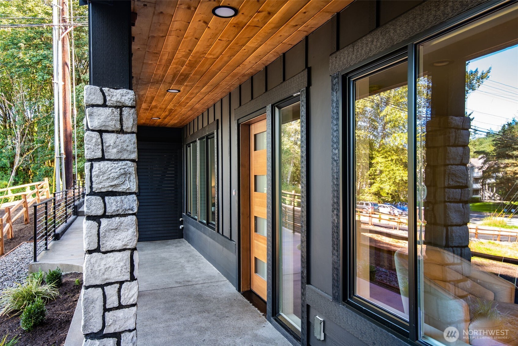 10661 Forbes Creek Drive , Kirkland, WA 98033