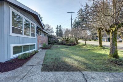 5318 128th Avenue SE, Bellevue, WA 98006 - Photo 3
