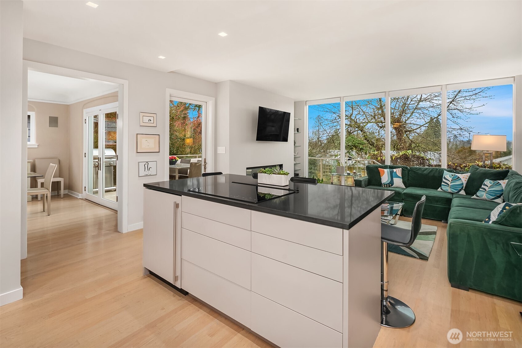 4721 45th Avenue NE, Seattle, WA 98105