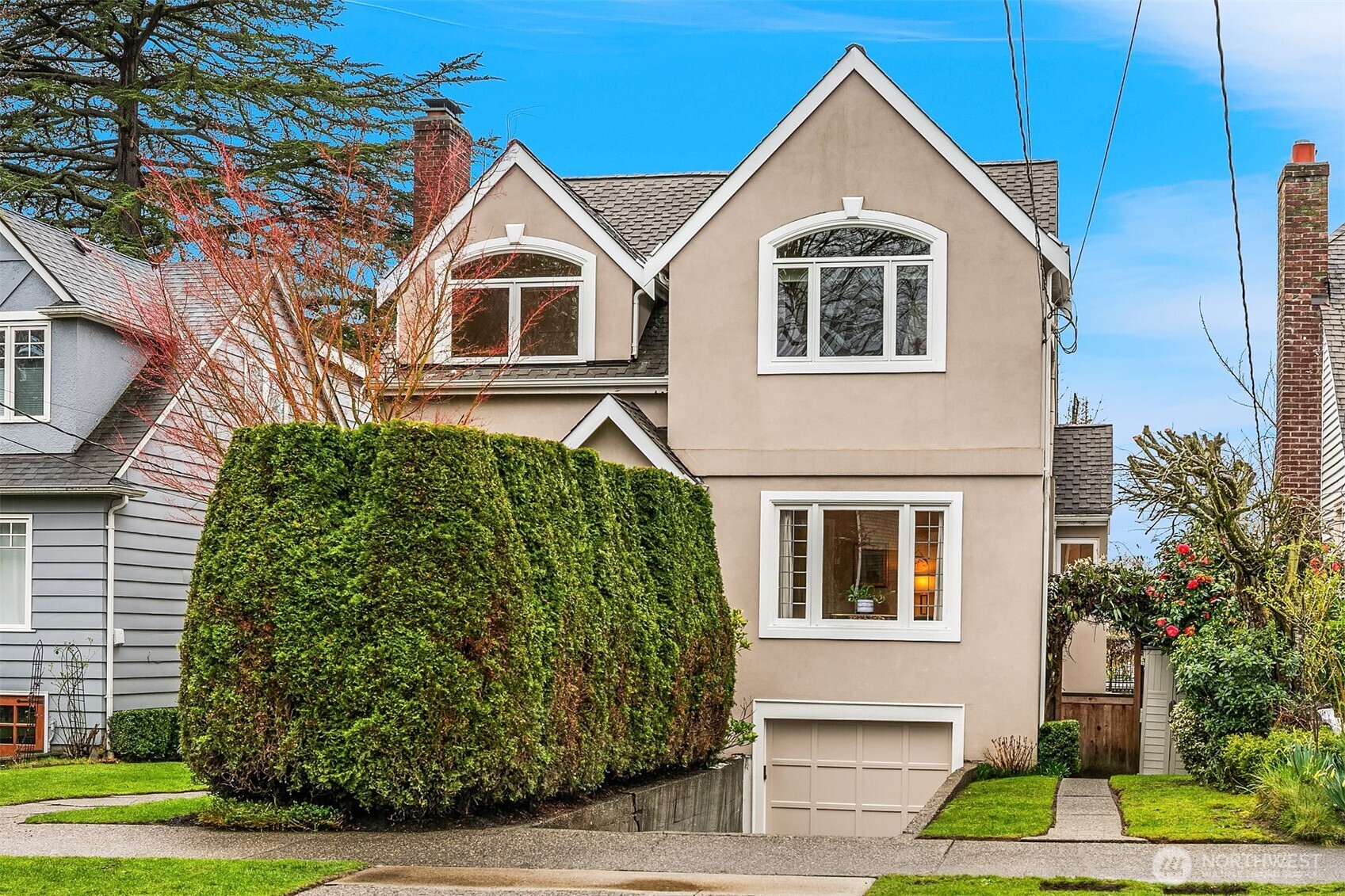 4721 45th Avenue NE, Seattle, WA 98105